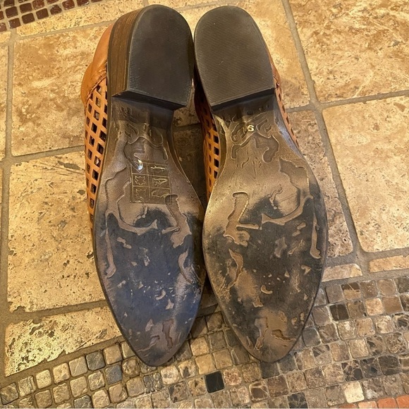 CWY Coolway Women Light Brown Leather Laser Cut Ankle Boots Size 9 - Picture 11 of 13